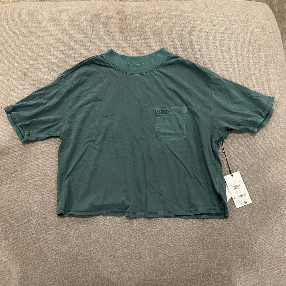 NWT RVCA T-Shirt with Pocket